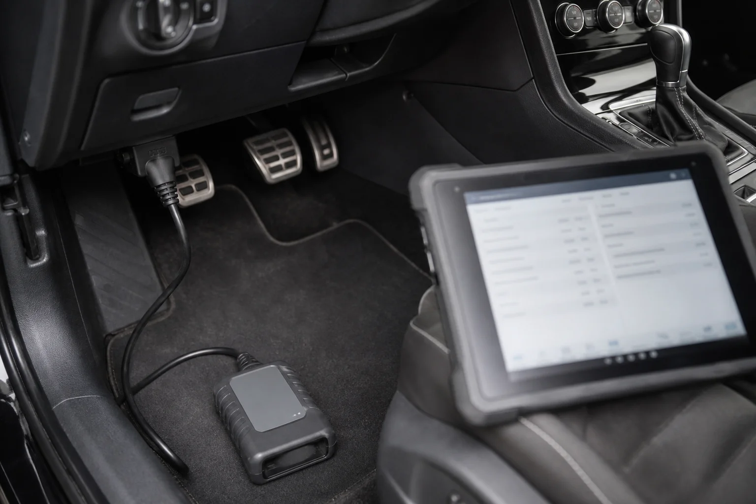 Professional ECU diagnostic health check before remapping at Finish Line Remaps Lancashire